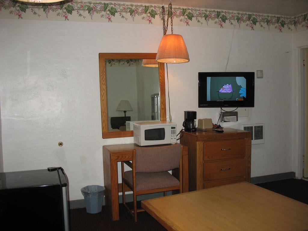 Travel Inn Roseburg Ngoại thất bức ảnh